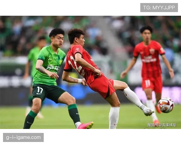 上海海港勇夺超级杯冠军,彰显强劲竞争力稳步攀升 上海海港勇夺超级杯冠军,彰显强劲竞争力稳步攀升