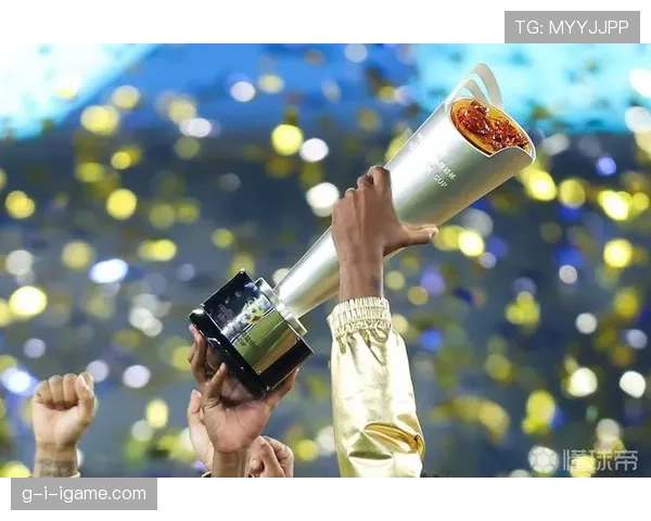 上海海港勇夺超级杯冠军，再书辉煌篇章