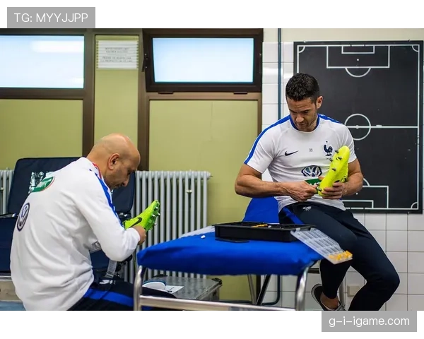 马尔基尼奥斯展现领导魅力 带领球队表现稳健 马尔基尼奥斯展现领导魅力 带领球队表现稳健